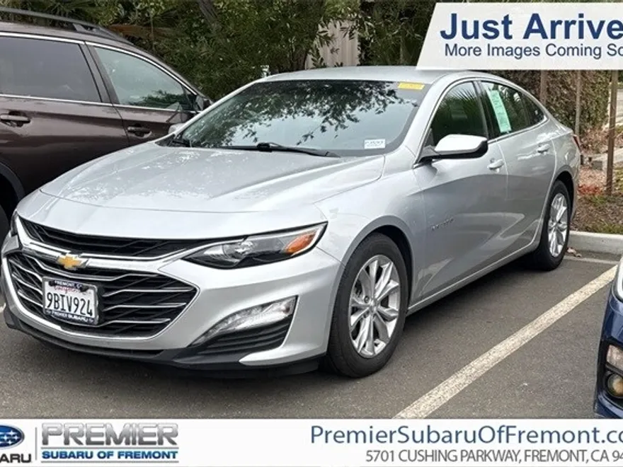 2022 Chevrolet Malibu 1LT photo 1