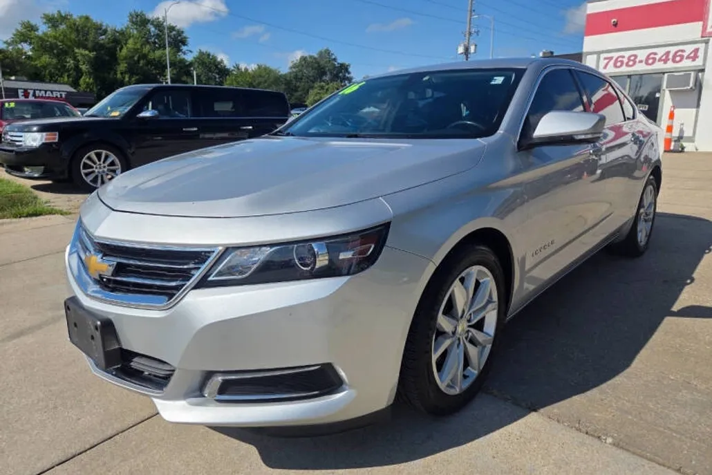 2016 Chevrolet Impala 2LT photo 1