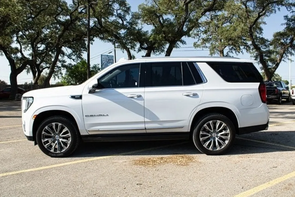 2021 Gmc Yukon Denali photo 1