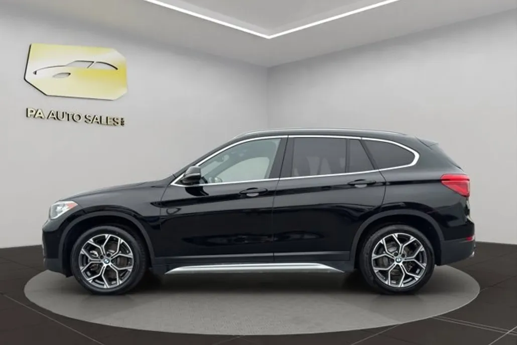 2022 Bmw X1 XDrive28i photo 1