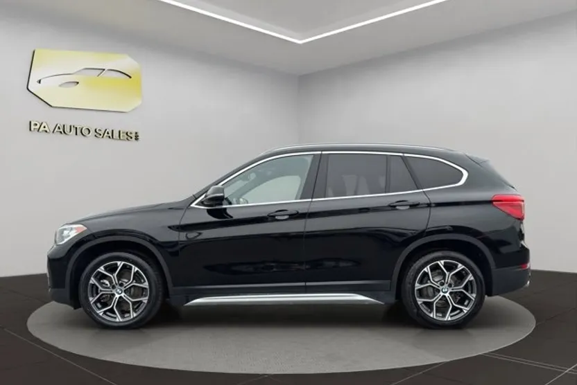 2022 Bmw X1 XDrive28i photo 1