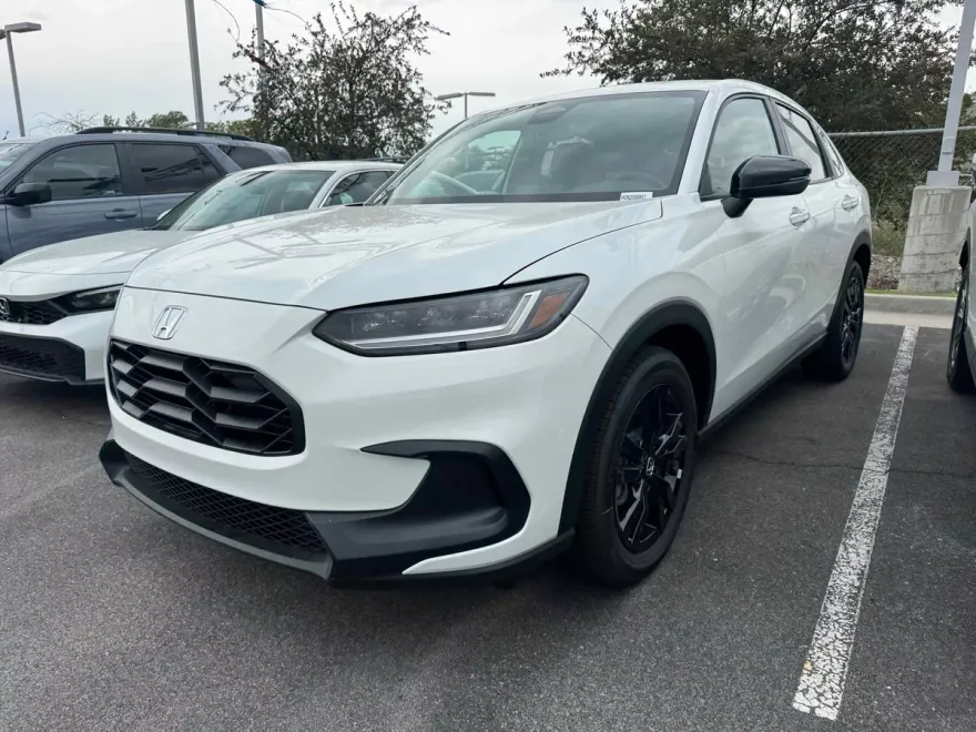 2026 Honda HR-V Sport photo 1