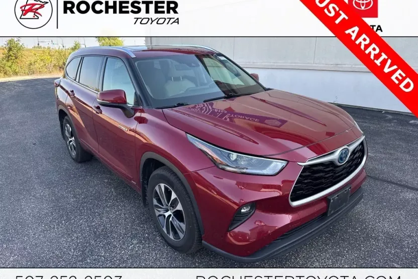 2021 Toyota Highlander Hybrid XLE photo 1