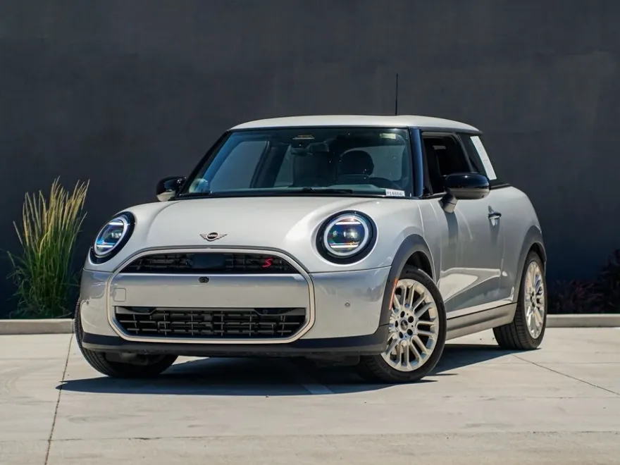 2025 Mini Cooper 2 Door Hardtop S photo 1