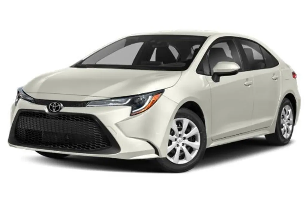 2021 Toyota Corolla LE photo 1