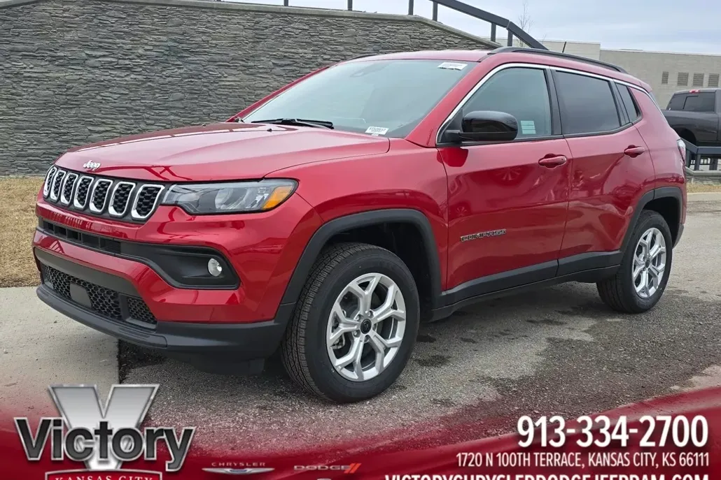2025 Jeep Compass Latitude photo 1