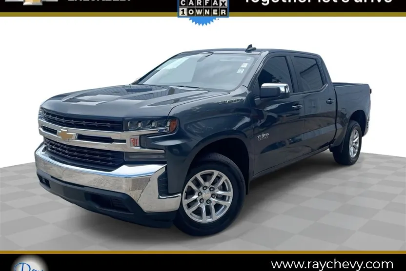 2019 Chevrolet Silverado 1500 LT photo 1