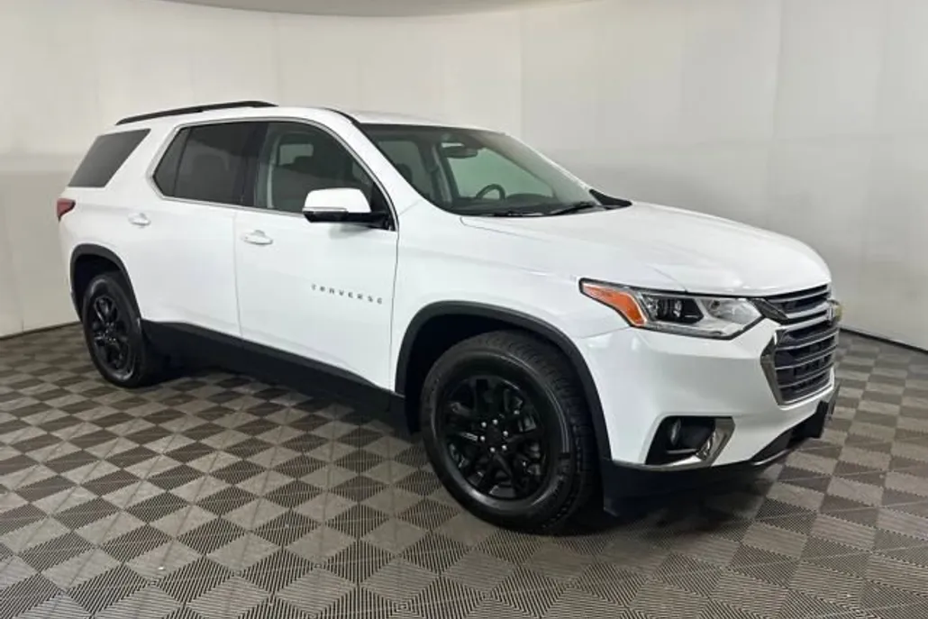 2020 Chevrolet Traverse photo 1