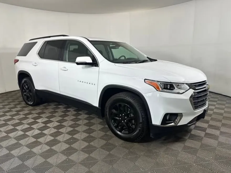 2020 Chevrolet Traverse photo 1