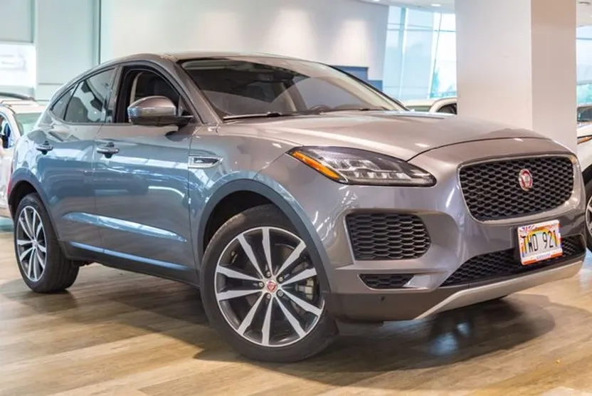 2019 Jaguar E-PACE P250 SE photo 1