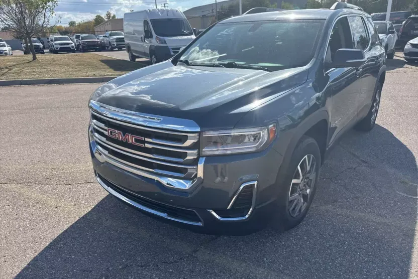 2020 Gmc Acadia SLE photo 1