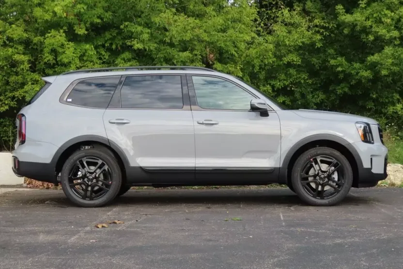 2025 Kia Telluride EX X-Line photo 1