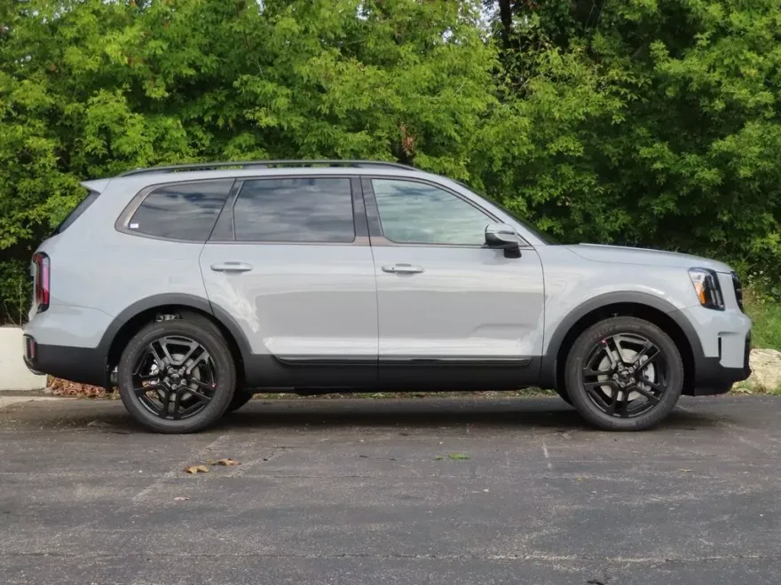 2025 Kia Telluride EX X-Line photo 1