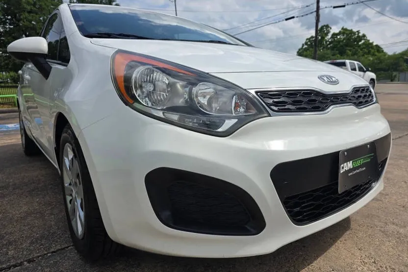 2013 Kia Rio EX photo 1