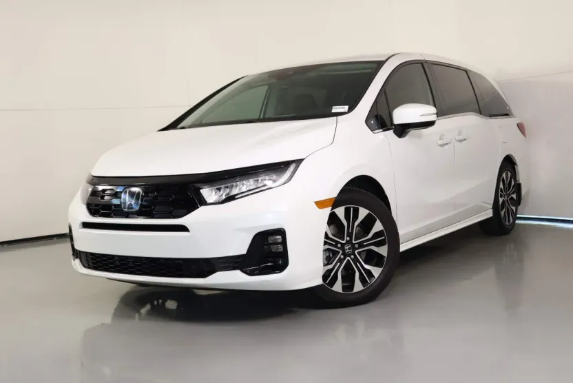 2025 Honda Odyssey Elite photo 1