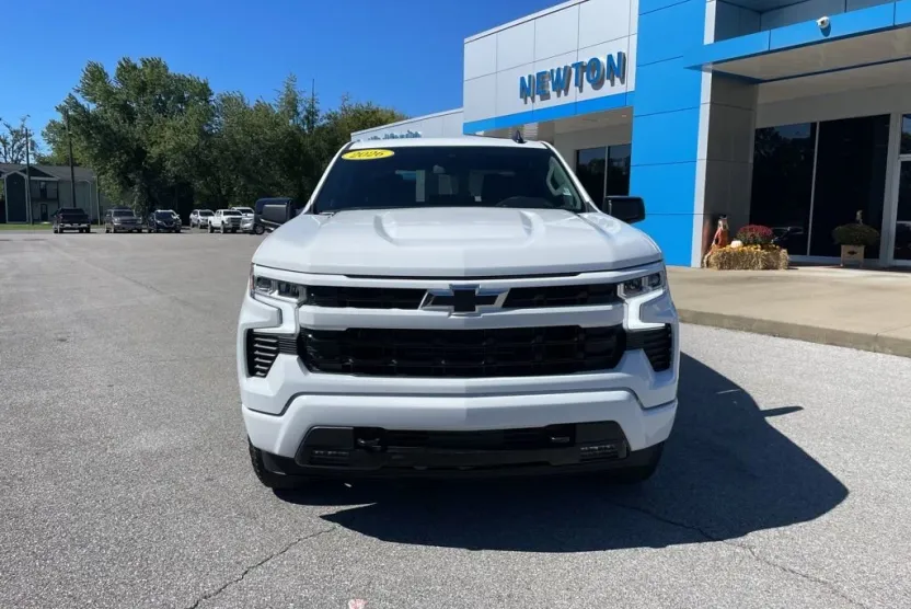 2026 Chevrolet Silverado 1500 RST photo 1