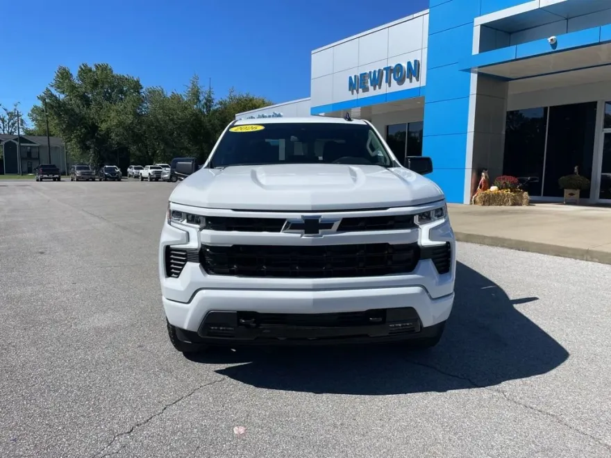 2026 Chevrolet Silverado 1500 RST photo 1