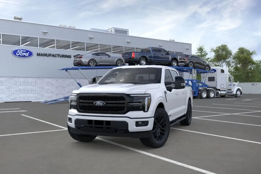 2025 Ford F-150 Lariat photo 1