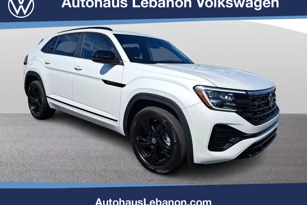 2026 Volkswagen Atlas Cross Sport SEL R-Line photo 1