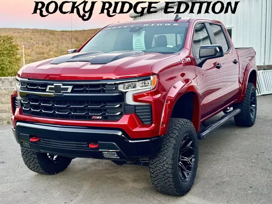 2025 Chevrolet Silverado 1500 LT Trail Boss photo 1