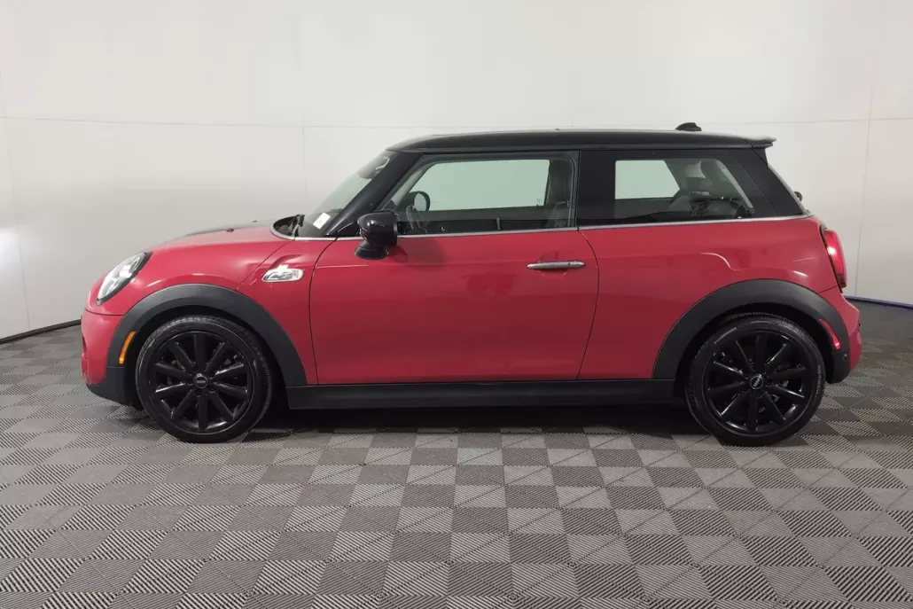 2020 Mini Cooper 2 Door Hardtop S photo 1