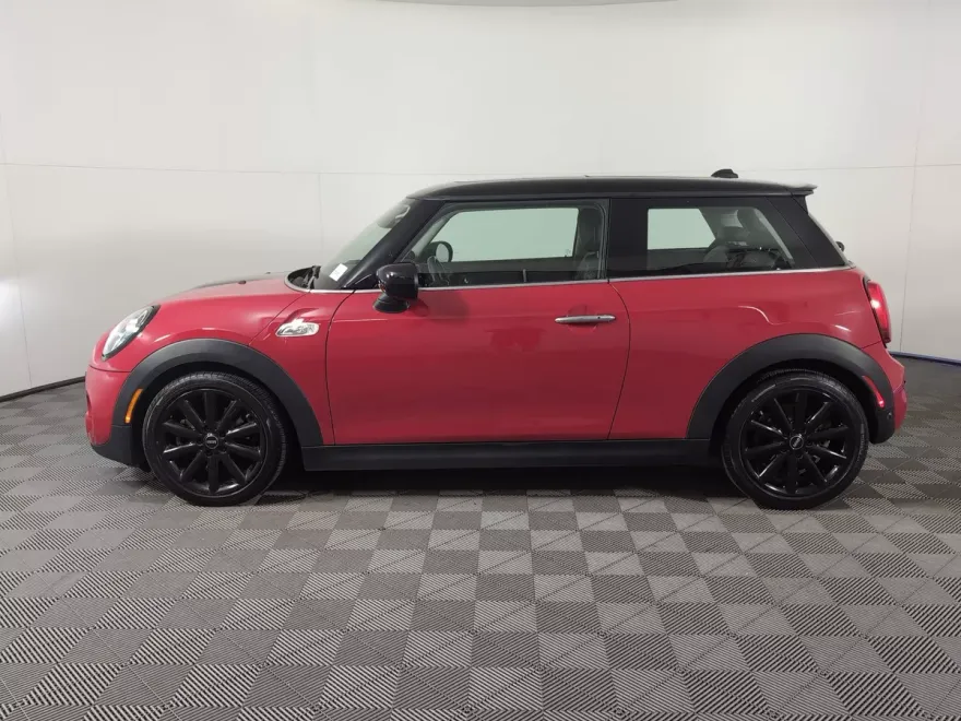 2020 Mini Cooper 2 Door Hardtop S photo 1