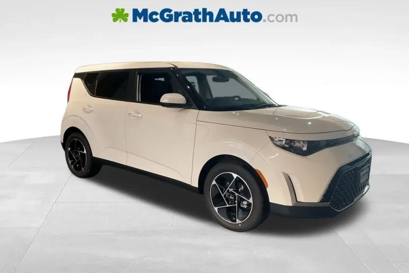 2025 Kia Soul EX photo 1