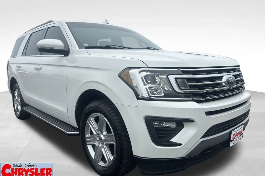 2020 Ford Expedition XLT photo 1