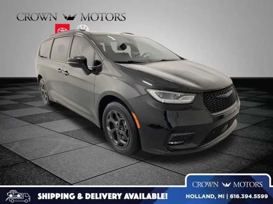 2021 Chrysler Pacifica Hybrid Limited photo 1