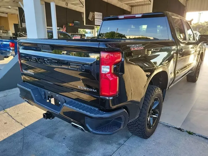 2021 Chevrolet Silverado 1500 Custom Trail Boss photo 1