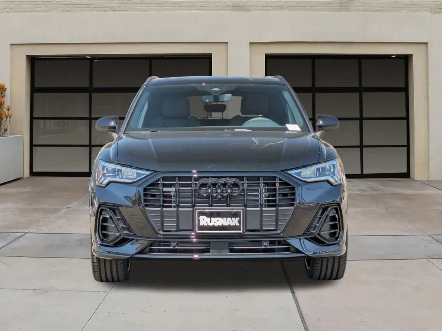 2025 Audi Q3 S line Premium Plus photo 1