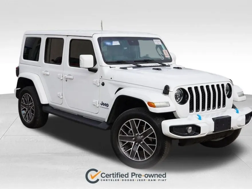 2023 Jeep Wrangler Sahara 4xe photo 1