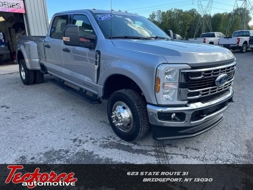 2024 Ford F-350 XL photo 1