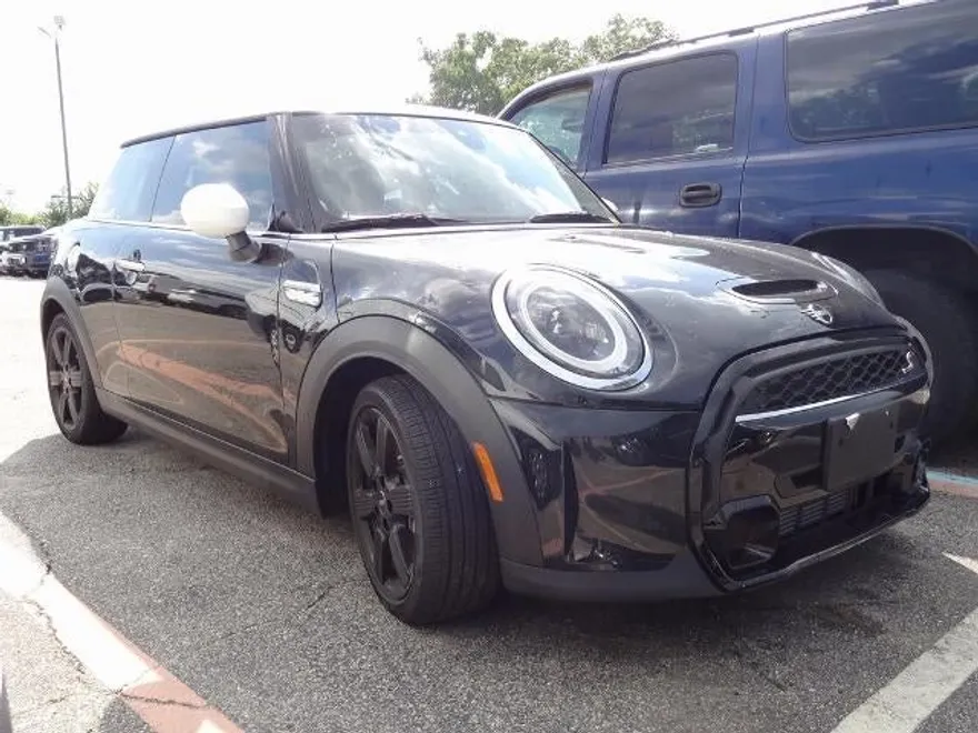 2024 Mini Cooper 2 Door Hardtop S photo 1