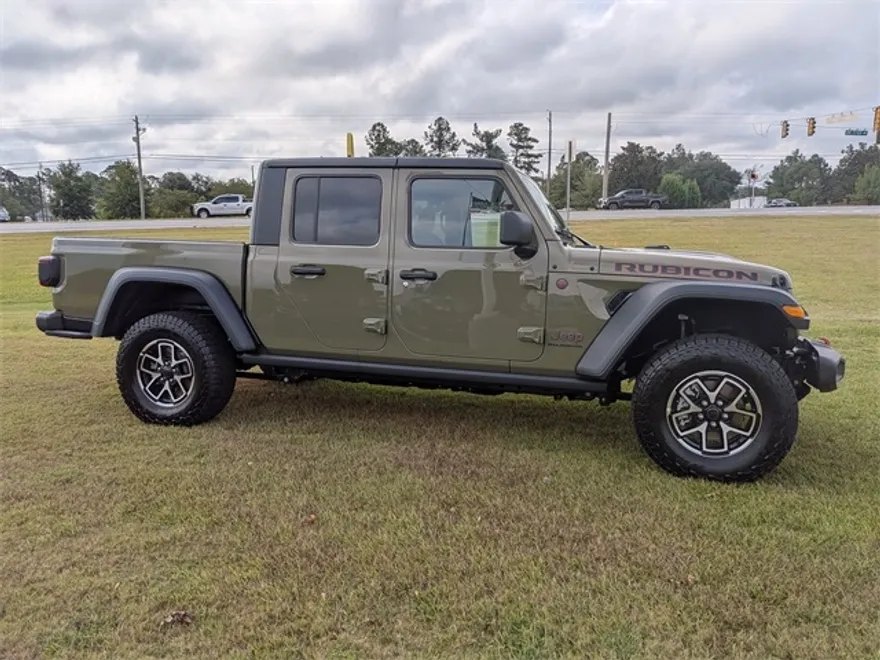 2025 Jeep Gladiator Rubicon photo 1