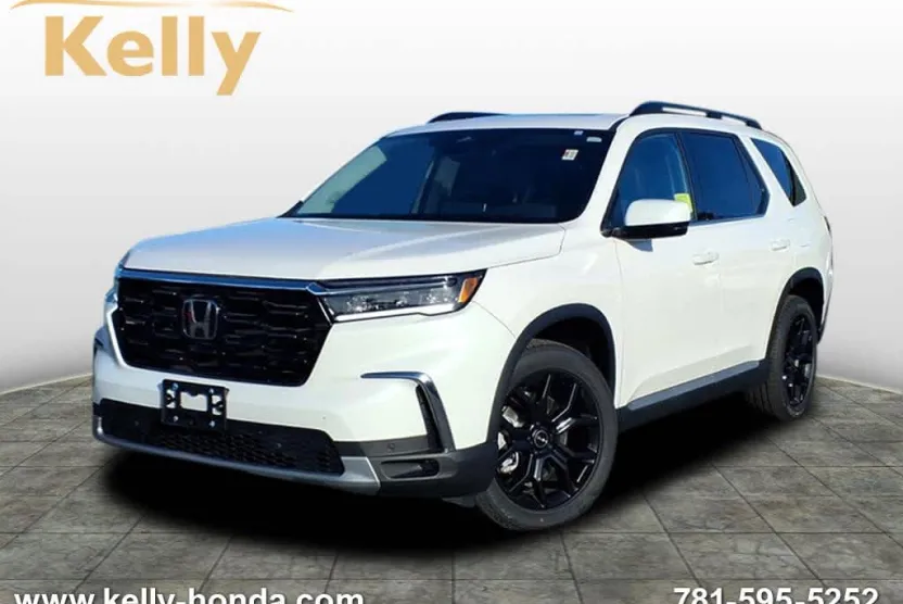 2025 Honda Pilot Touring photo 1