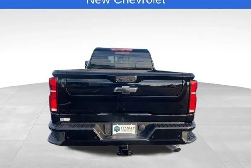 2026 Chevrolet Silverado 2500HD LTZ photo 1