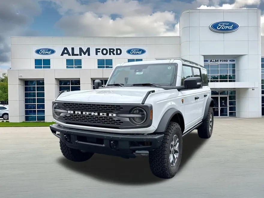 2025 Ford Bronco Badlands photo 1