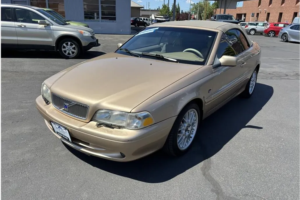 1999 Volvo C70 photo 1