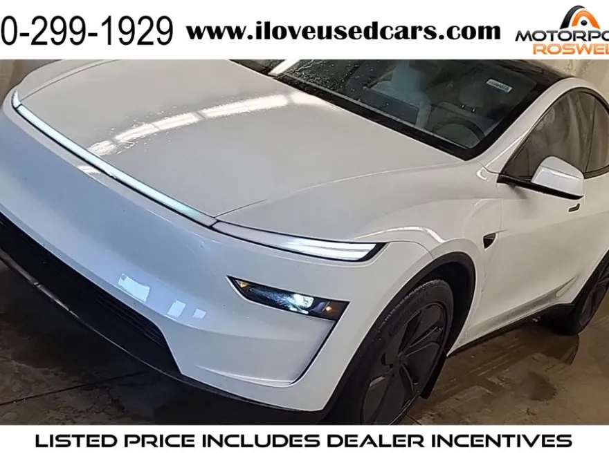 2026 Tesla Model Y Long Range photo 1
