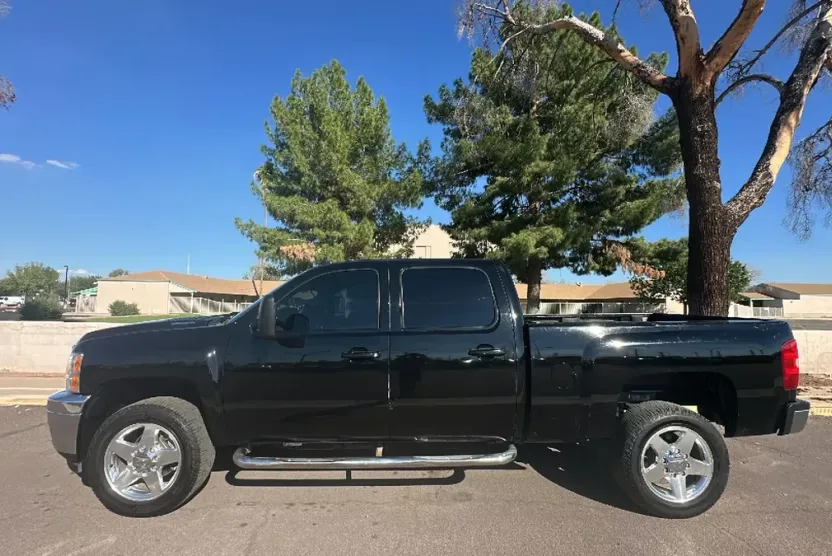 2012 Chevrolet Silverado 2500HD LTZ photo 1