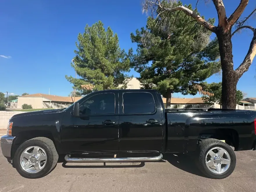 2012 Chevrolet Silverado 2500HD LTZ photo 1
