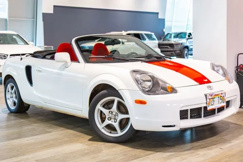 2002 Toyota MR2 Spyder Base photo 1