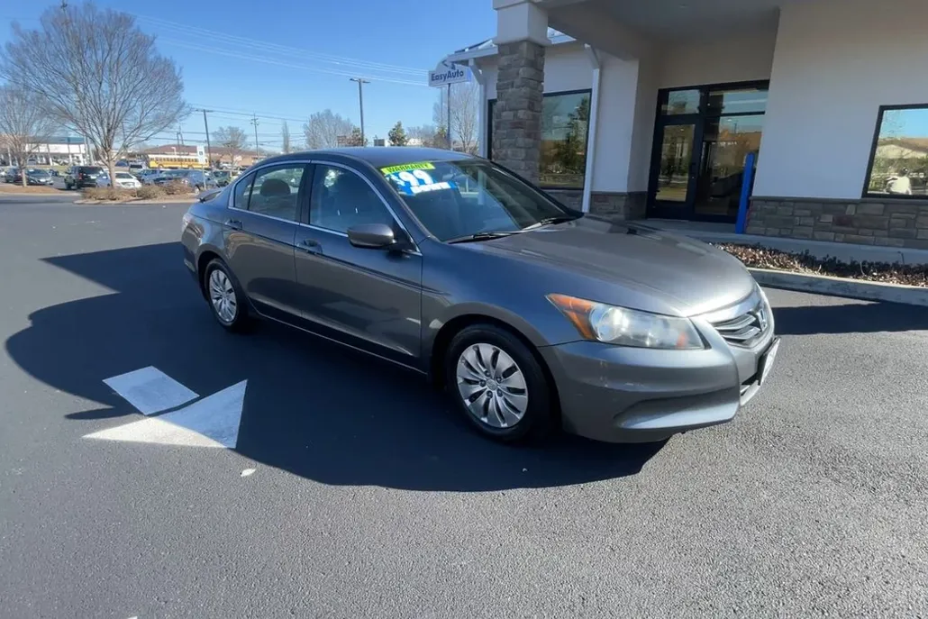 2012 Honda Accord LX photo 1