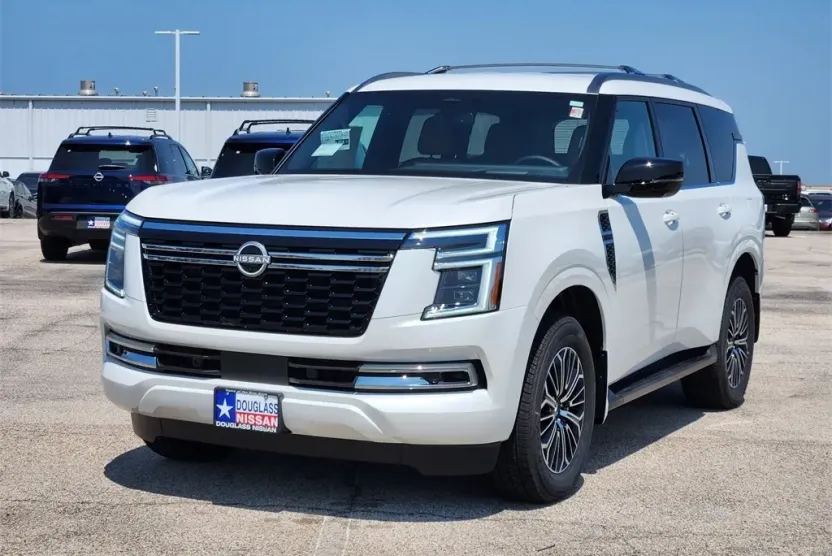 2026 Nissan Armada SL photo 1