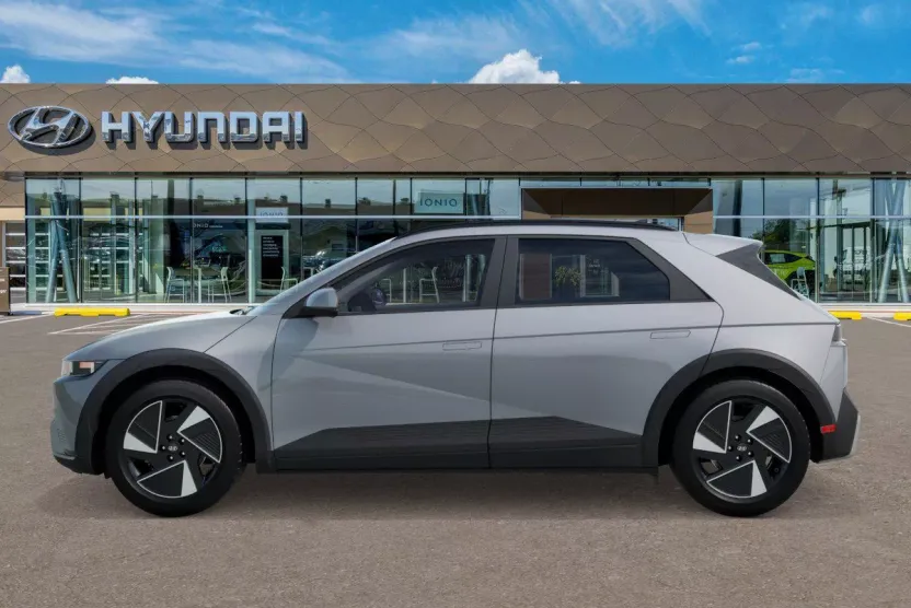 2025 Hyundai Ioniq 5 SEL photo 1