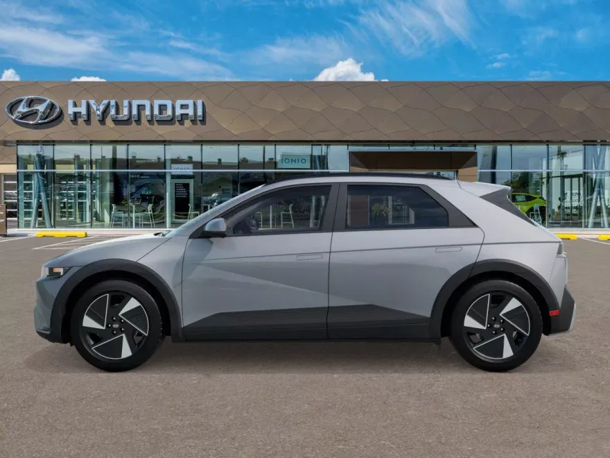 2025 Hyundai Ioniq 5 SEL photo 1