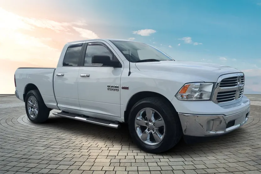2017 Ram 1500 SLT photo 1