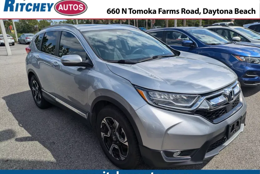 2019 Honda CR-V Touring photo 1