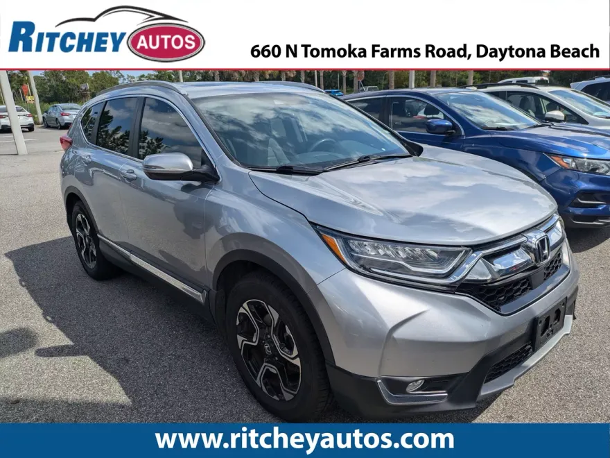 2019 Honda CR-V Touring photo 1